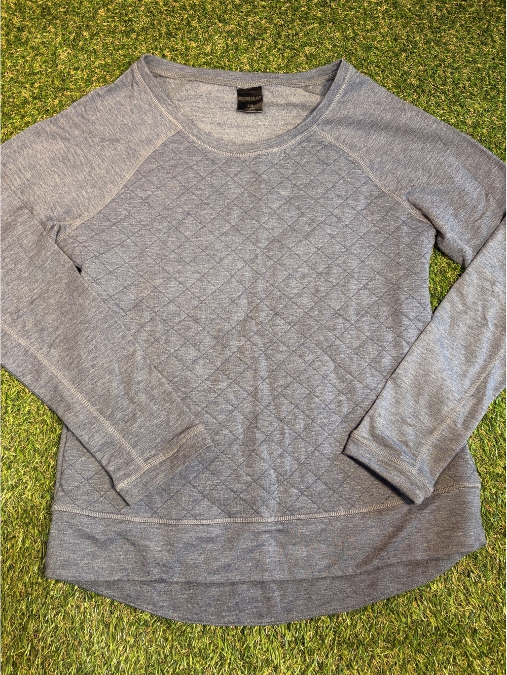 Weatherproof Women’s Medium Gray Quilted Sweatshirt